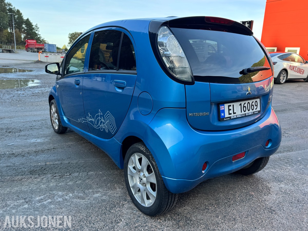2012 Mitsubishi I-MIEV - delebil/rep objekt.