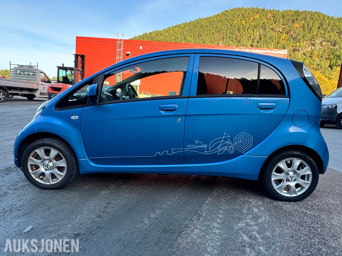 2012 Mitsubishi I-MIEV - delebil/rep objekt.