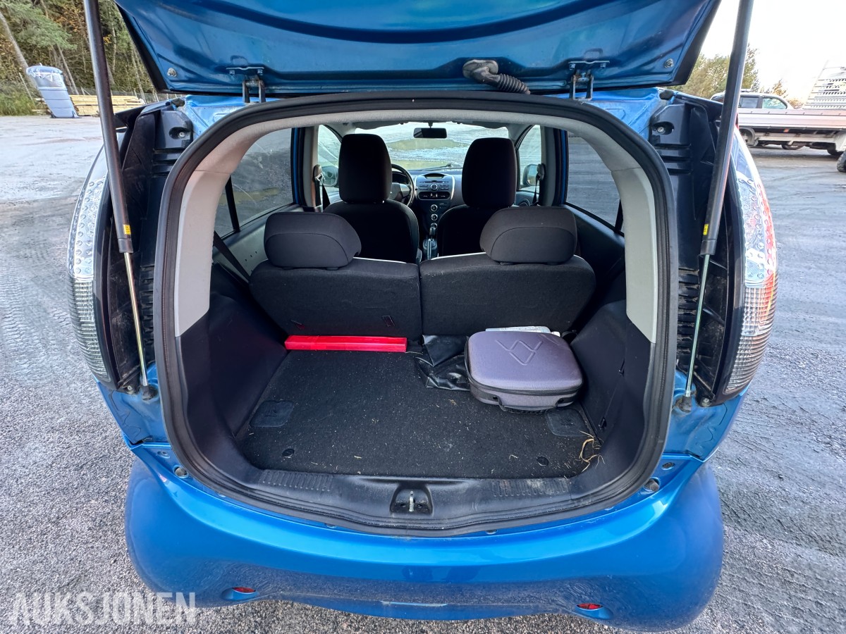 2012 Mitsubishi I-MIEV - delebil/rep objekt.