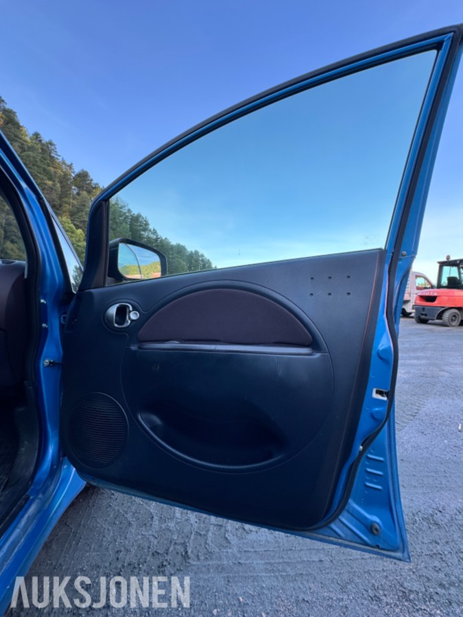2012 Mitsubishi I-MIEV - delebil/rep objekt.