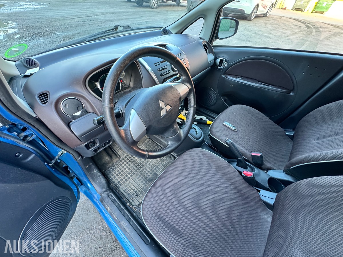 2012 Mitsubishi I-MIEV - delebil/rep objekt.