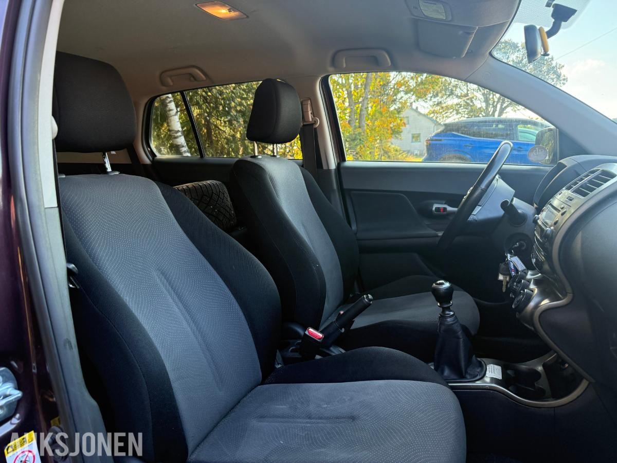 2013 Toyota URBAN CRUISER 1.4-90 D 4WD, 101199km.