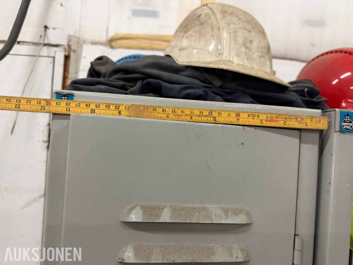 Høvik Stål garderobeskap 2 stk