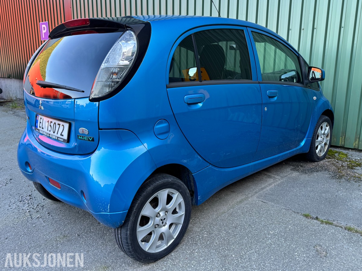 2012 Mitsubishi I-MIEV - delebil/rep. objekt