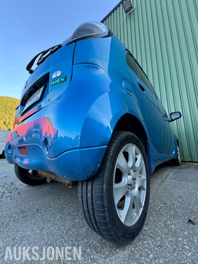2012 Mitsubishi I-MIEV - delebil/rep. objekt