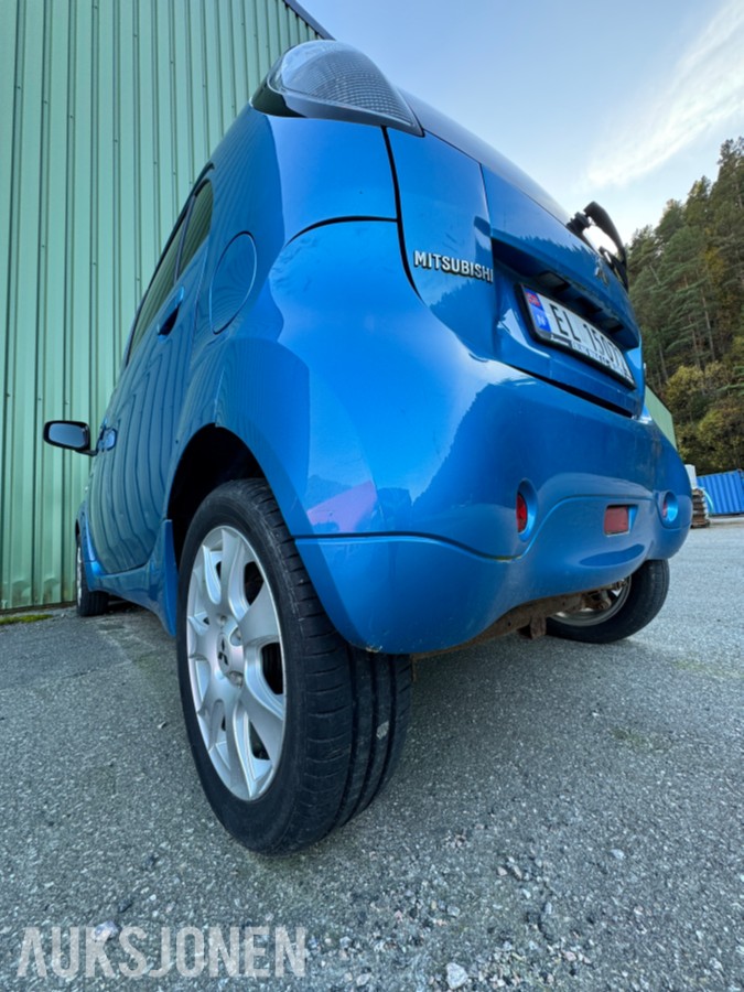 2012 Mitsubishi I-MIEV - delebil/rep. objekt