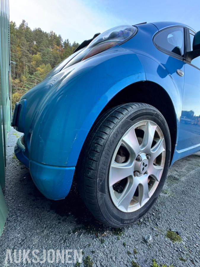 2012 Mitsubishi I-MIEV - delebil/rep. objekt