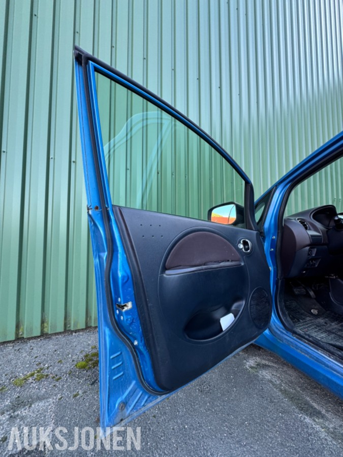 2012 Mitsubishi I-MIEV - delebil/rep. objekt