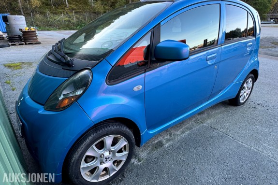 2012 Mitsubishi I-MIEV - delebil/rep. objekt