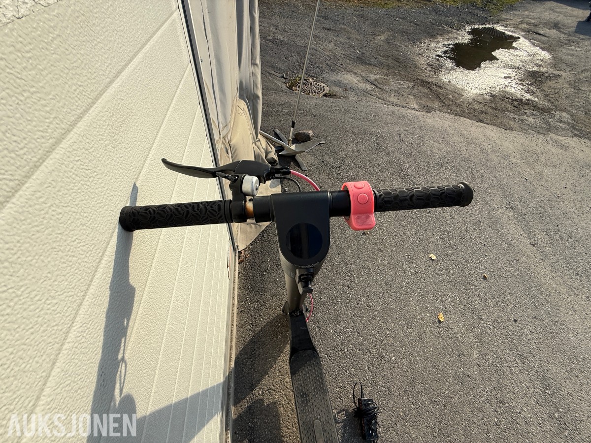 Elektrisk sparkesykkel X7 – med lader