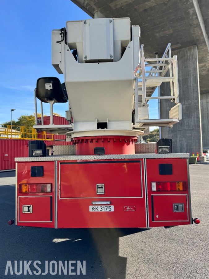 1996 Volvo FL12 - 6X2 - Brannbil / Liftbil - Bronto Skylift F32 HDT 2000 personløfter- 75.358 km - Registrert som motorredskap