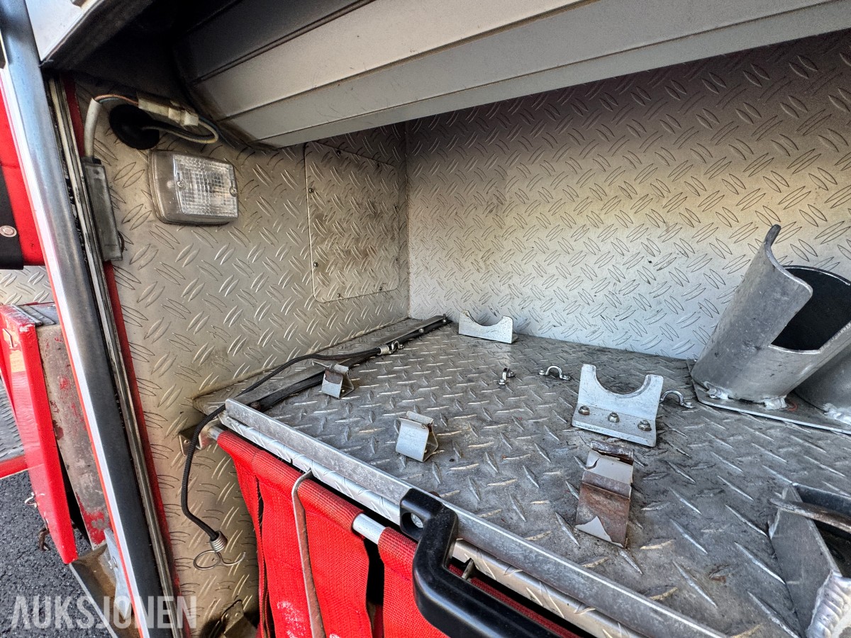 1996 Volvo FL12 - 6X2 - Brannbil / Liftbil - Bronto Skylift F32 HDT 2000 personløfter- 75.358 km - Registrert som motorredskap