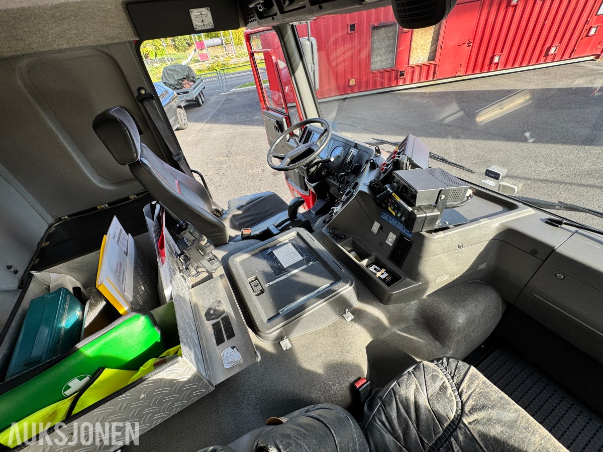1996 Volvo FL12 - 6X2 - Brannbil / Liftbil - Bronto Skylift F32 HDT 2000 personløfter- 75.358 km - Registrert som motorredskap