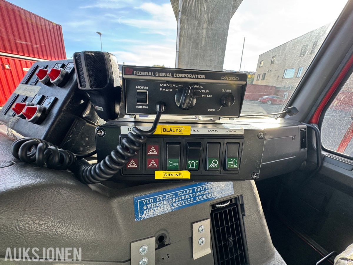 1996 Volvo FL12 - 6X2 - Brannbil / Liftbil - Bronto Skylift F32 HDT 2000 personløfter- 75.358 km - Registrert som motorredskap