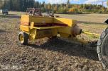 1990 New Holland 935 presse