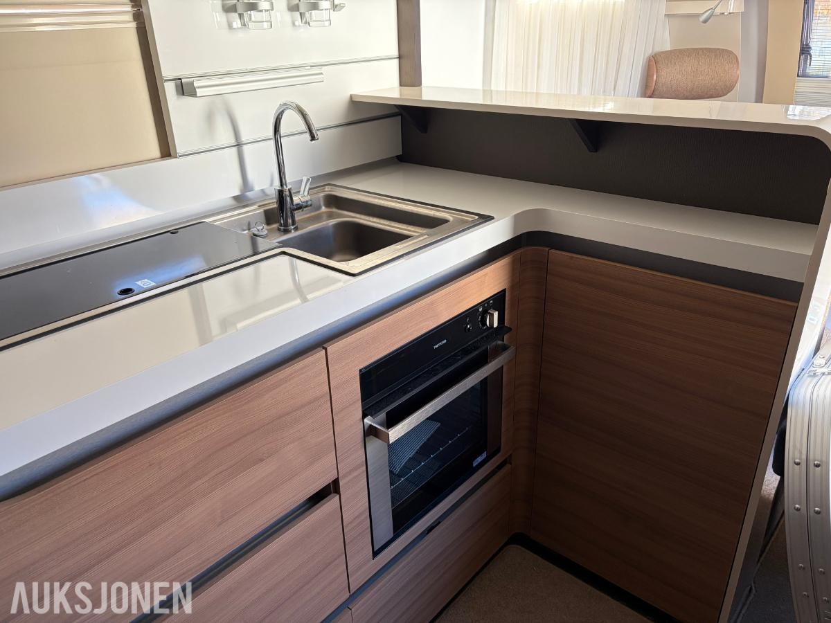 2019 Adria Alpina 573UP campingvogn gulvvarme 