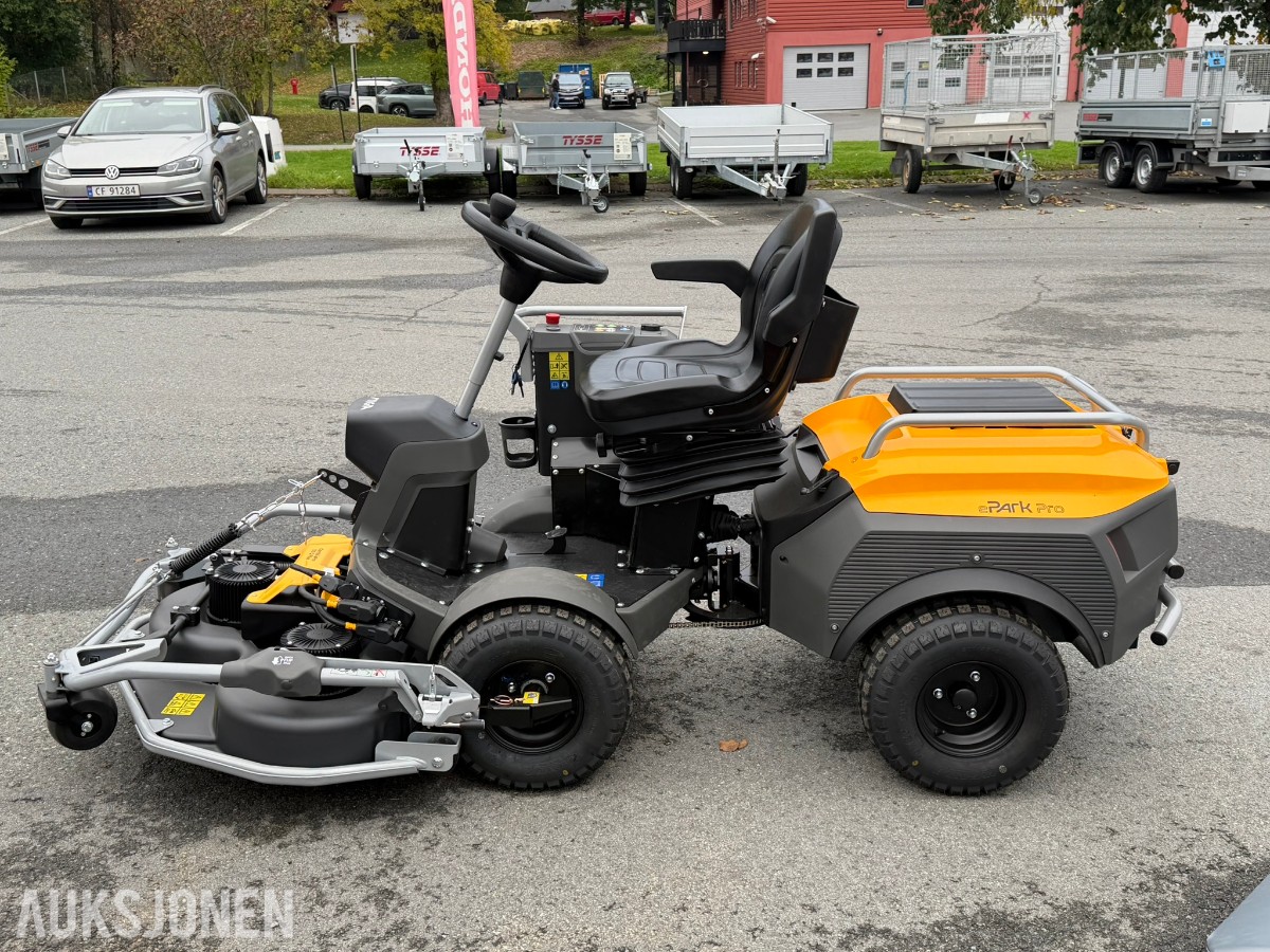 2026 Stiga ePark Pro elektrisk frontklipper - Utstillingsmodell