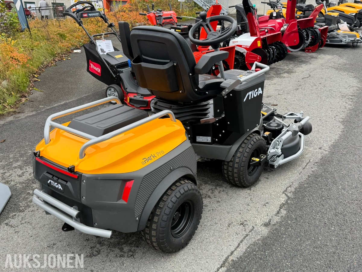 2026 Stiga ePark Pro elektrisk frontklipper - Utstillingsmodell