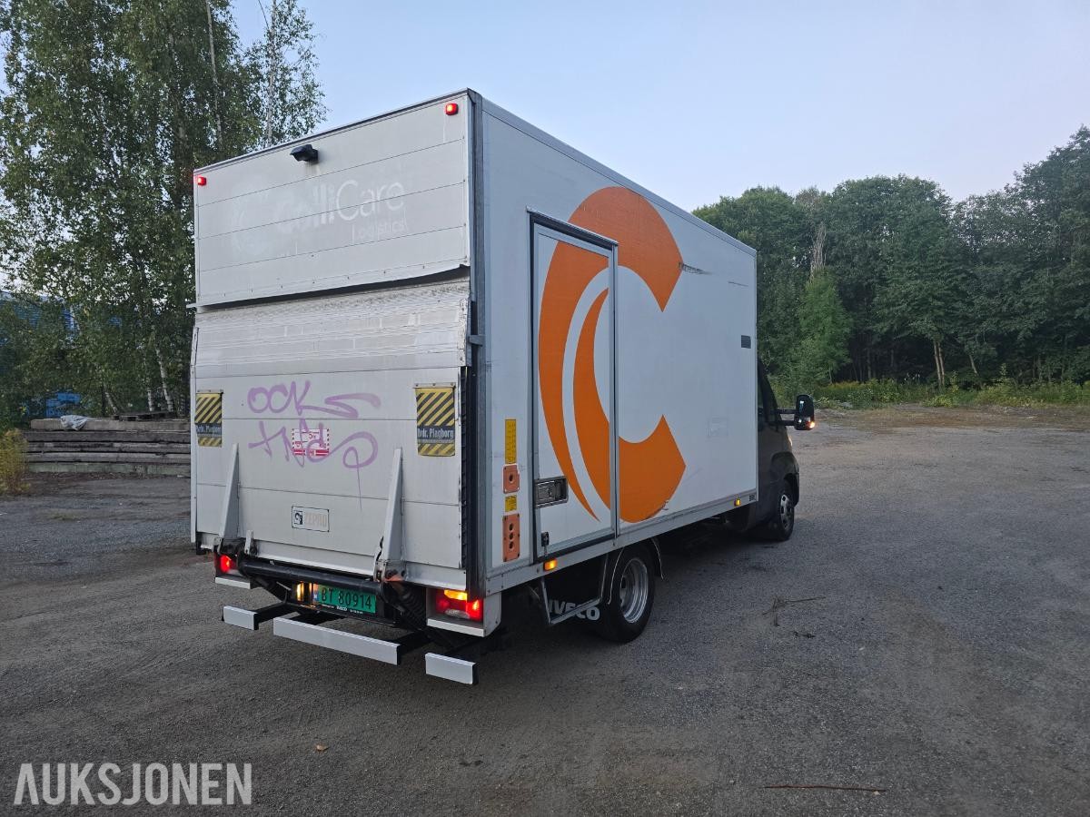 2018  IVECO DAILY 35C18, SKAPBIL 180HK AUT WEBASTO ZEPRO LØFTELEM