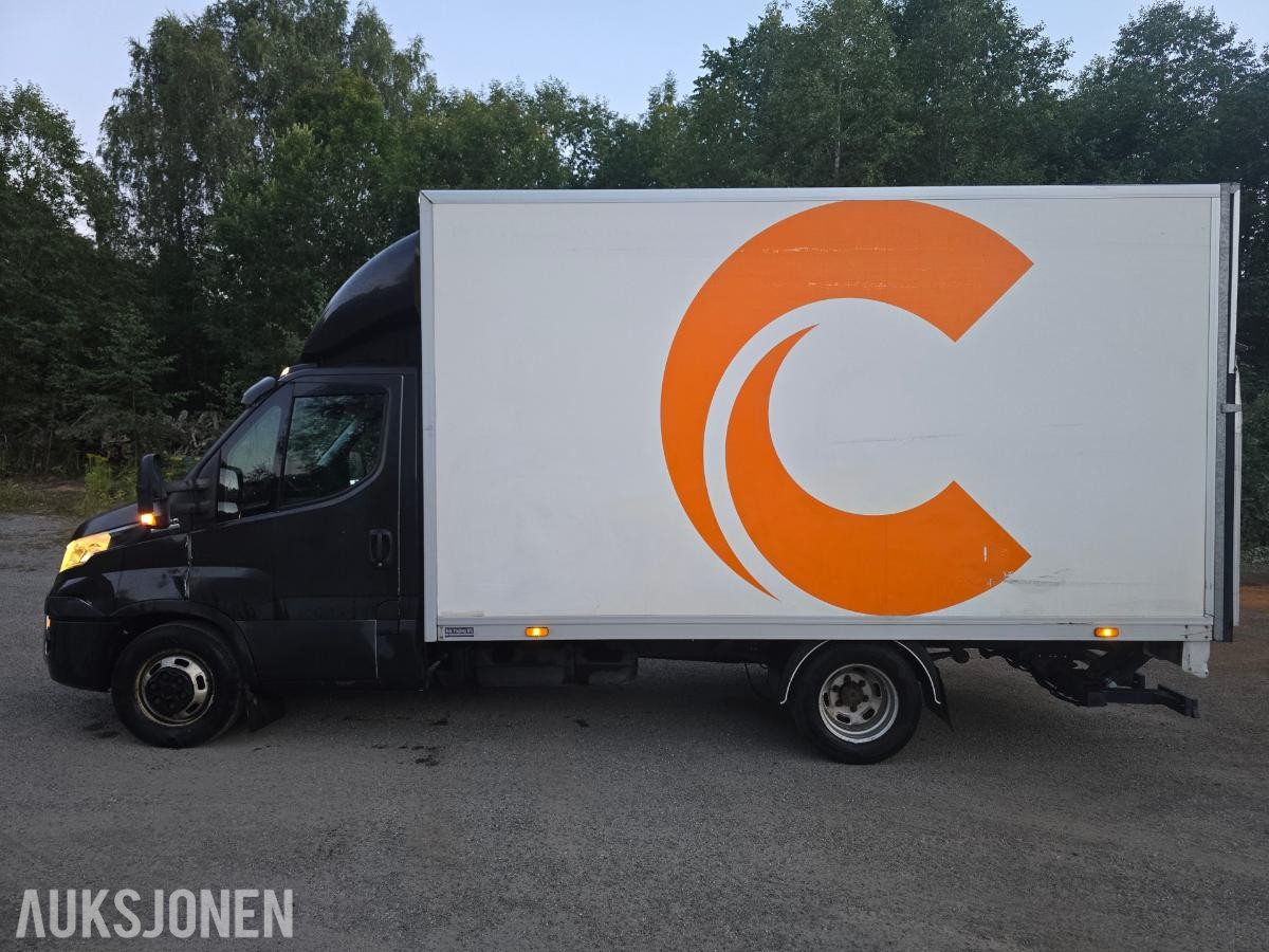 2018  IVECO DAILY 35C18, SKAPBIL 180HK AUT WEBASTO ZEPRO LØFTELEM