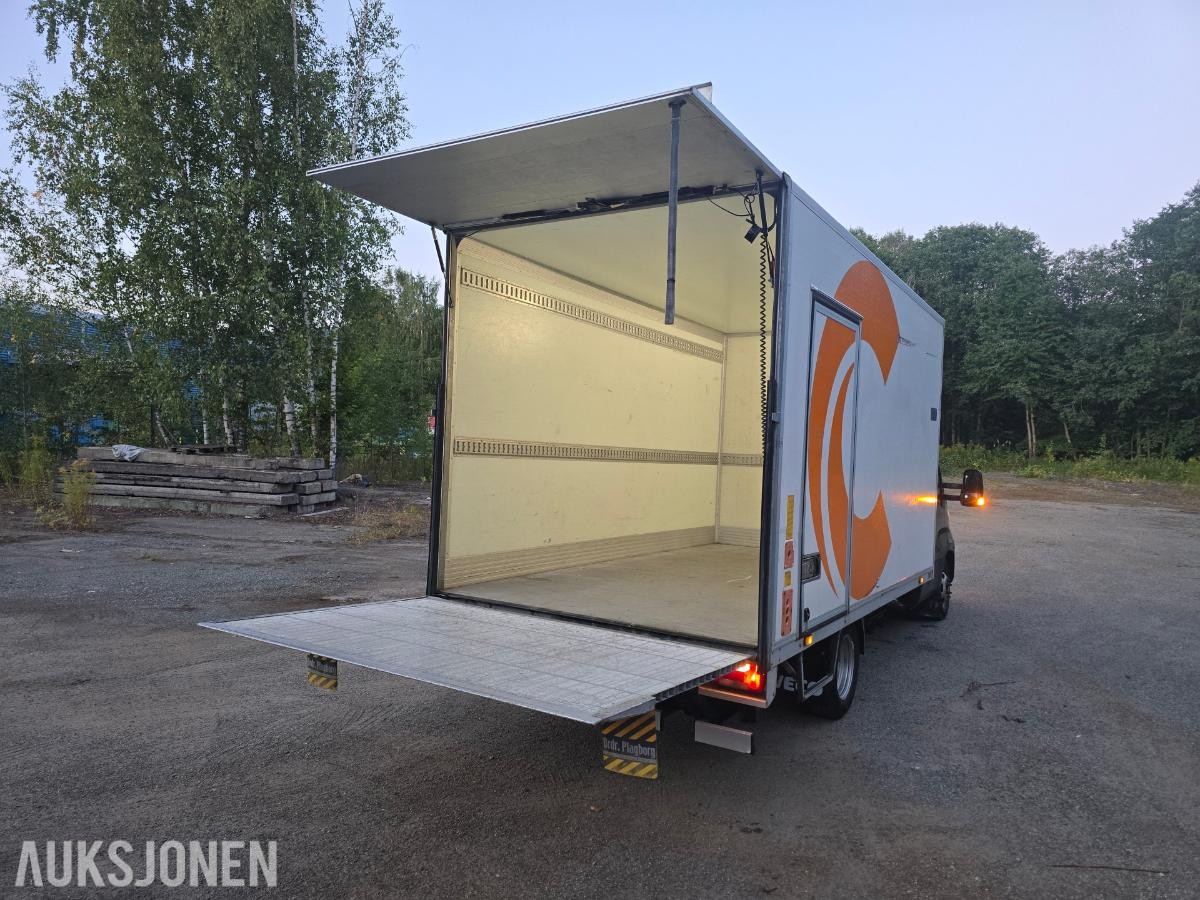 2018  IVECO DAILY 35C18, SKAPBIL 180HK AUT WEBASTO ZEPRO LØFTELEM