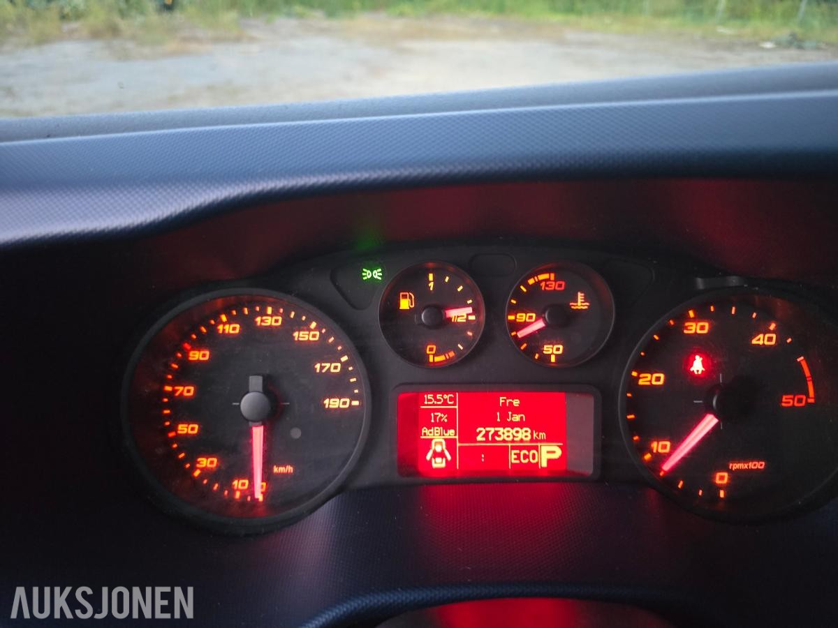 2018  IVECO DAILY 35C18, SKAPBIL 180HK AUT WEBASTO ZEPRO LØFTELEM