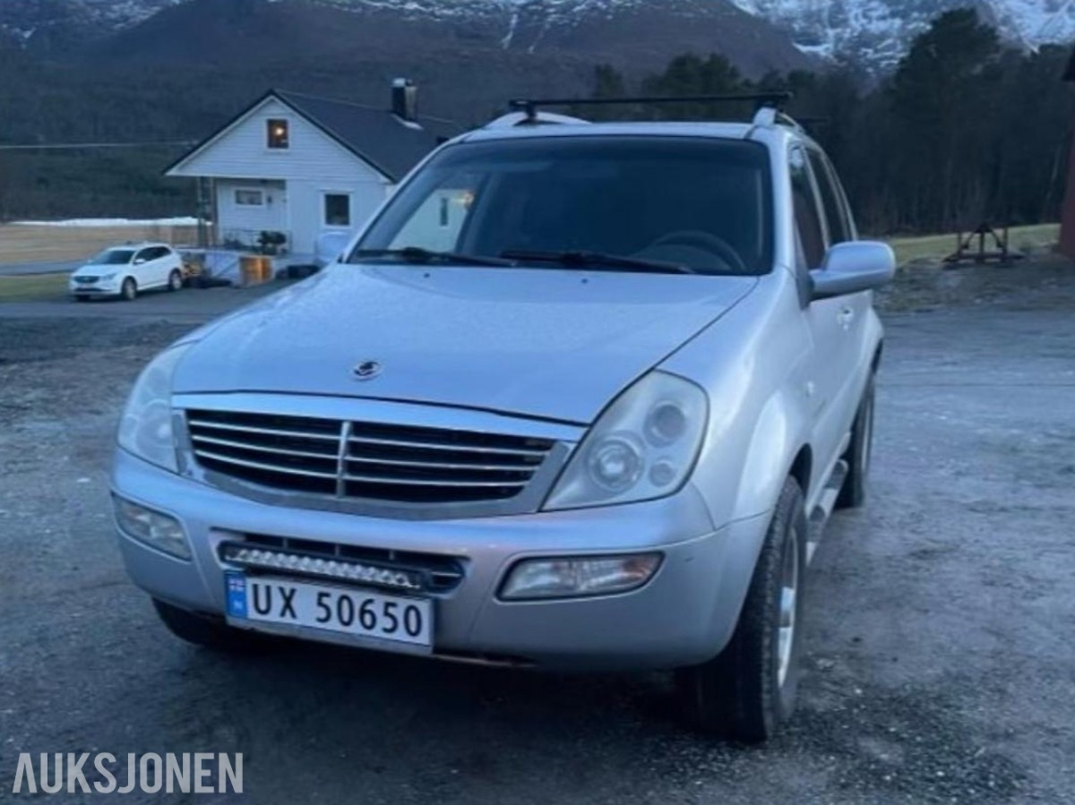 2004 Ssangyong Rexton 2.7 Diesel 4WD, Automat, Hengerfeste, Reparasjonsobjekt