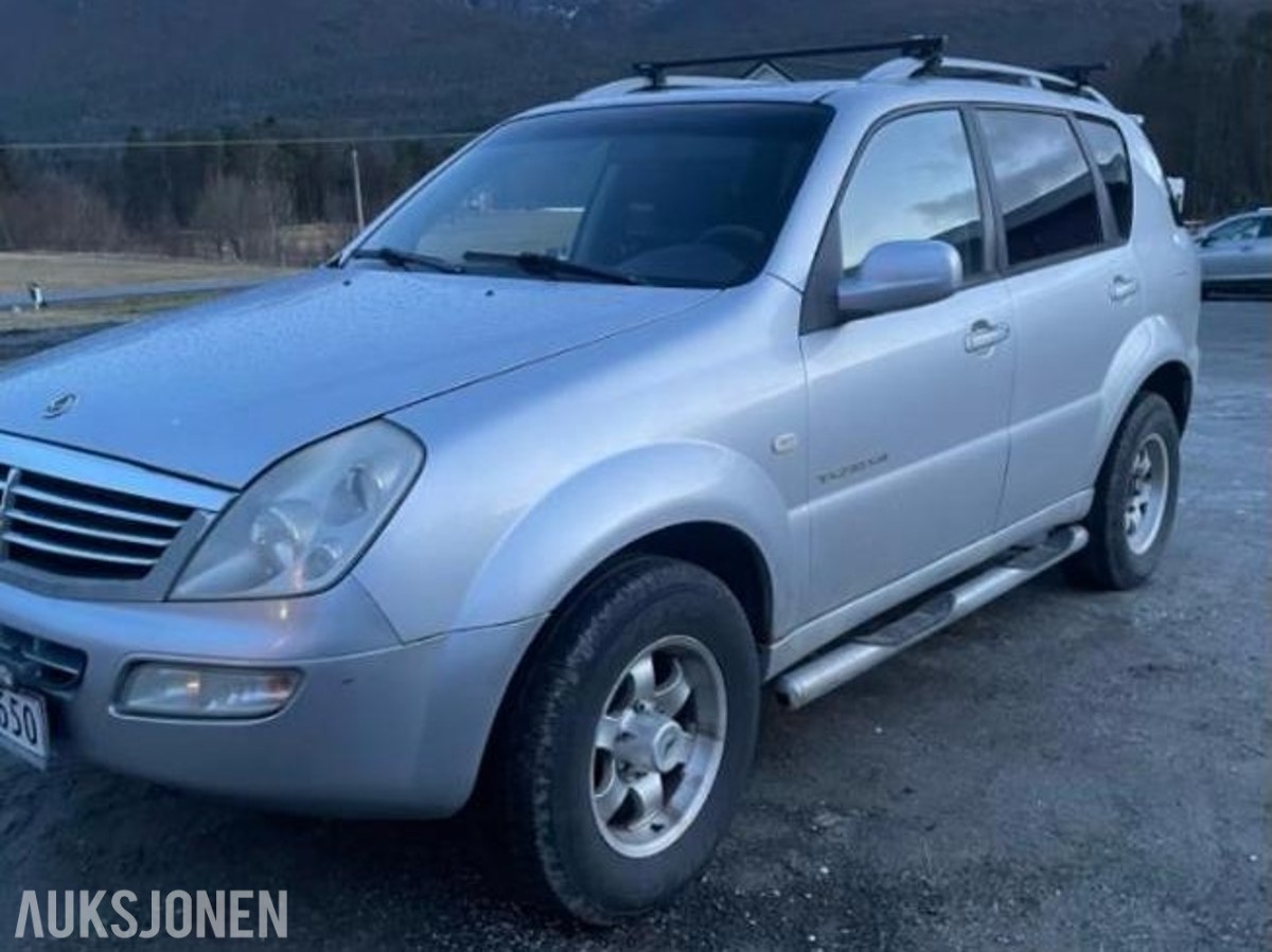 2004 Ssangyong Rexton 2.7 Diesel 4WD, Automat, Hengerfeste, Reparasjonsobjekt