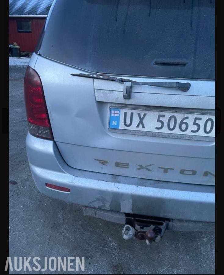 2004 Ssangyong Rexton 2.7 Diesel 4WD, Automat, Hengerfeste, Reparasjonsobjekt