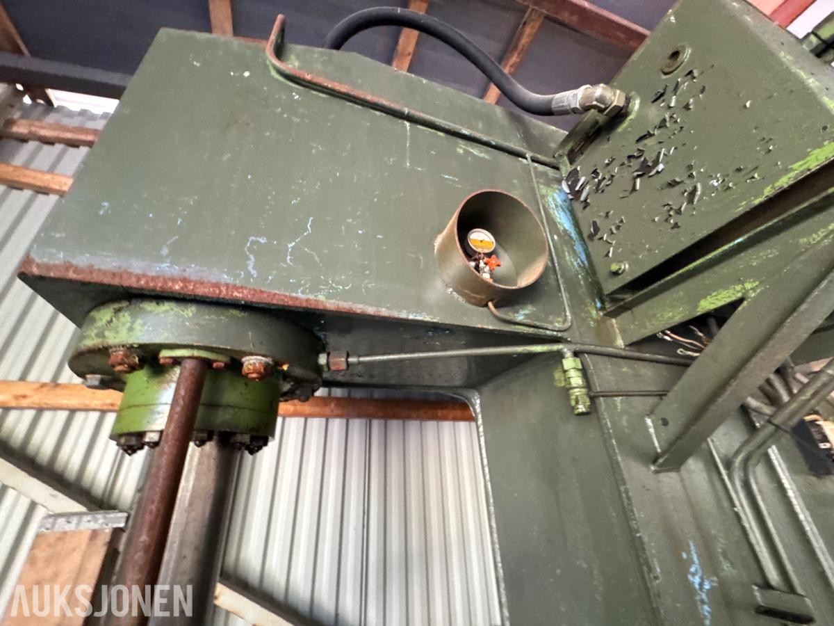 Bauer H2C5 hydraulisk industripresse