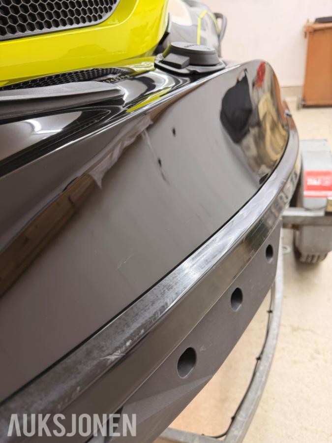 2012 SeaDoo Rxt 260 Rs Vannscooter med registrert Tiki henger