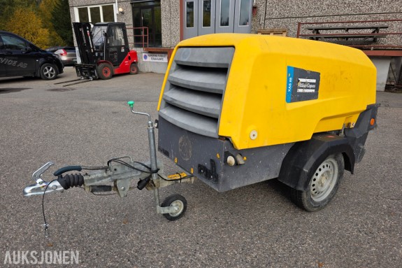 2017 Atlas Copco XAS 68 Tranportabel kompressor 1571,9 timer