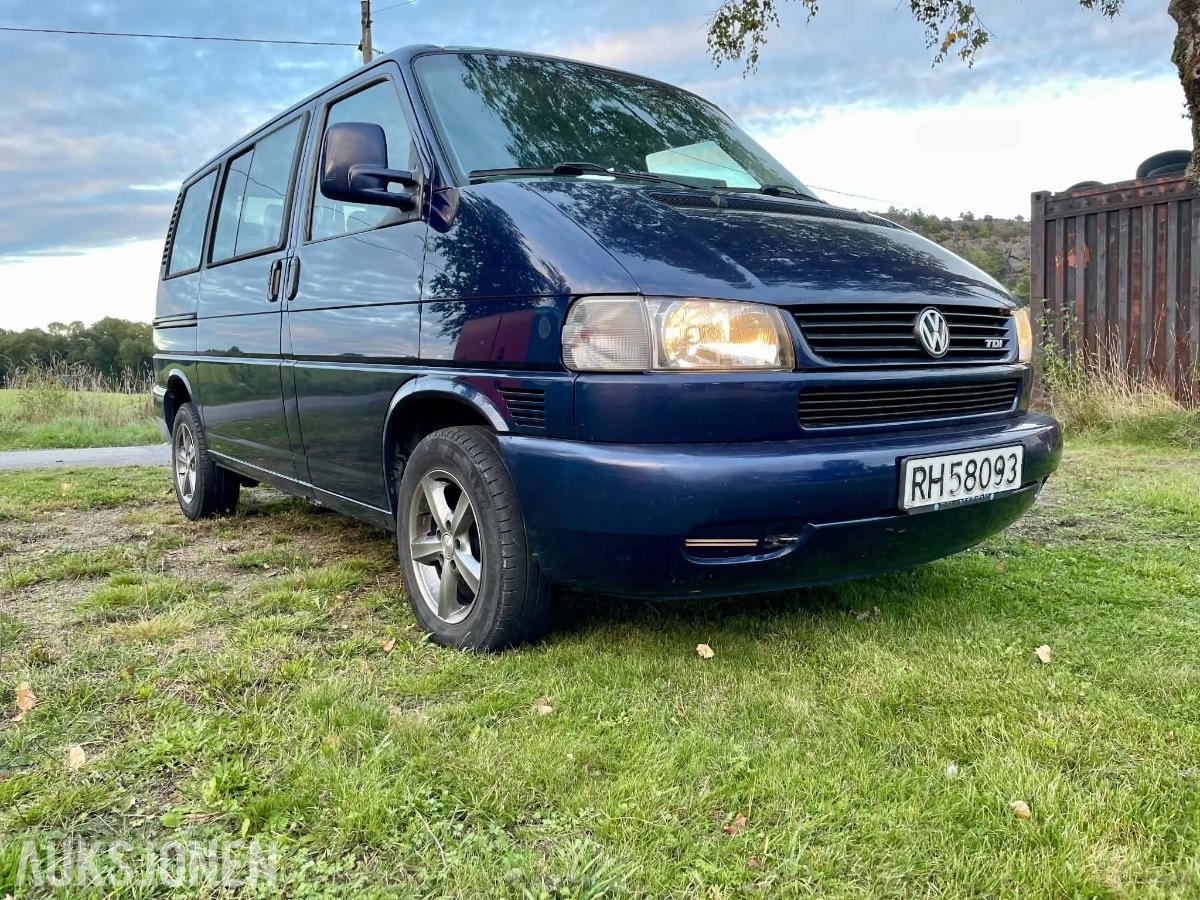 1999 Volkswagen Caravelle 2.5 102hk automat 9 seter eu ok 08.2028