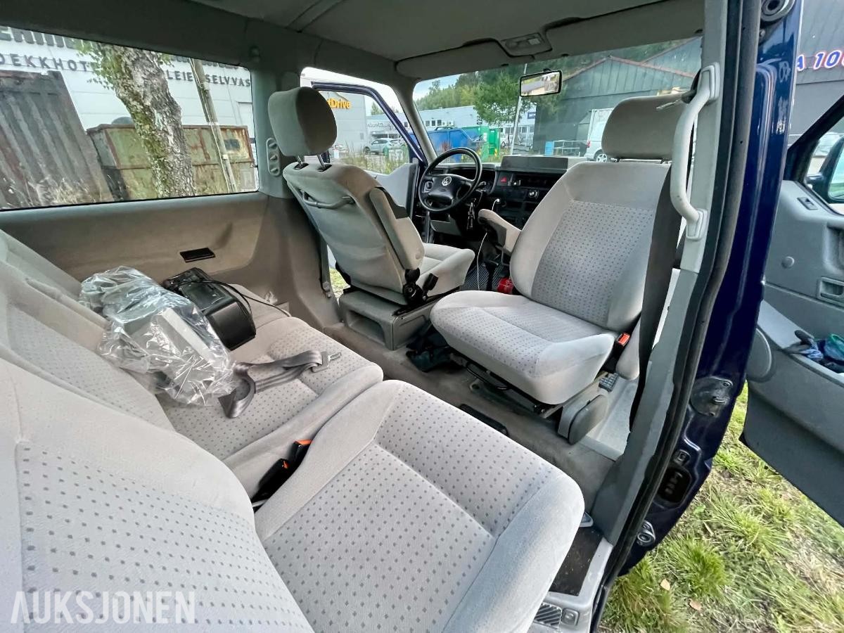1999 Volkswagen Caravelle 2.5 102hk automat 9 seter eu ok 08.2028