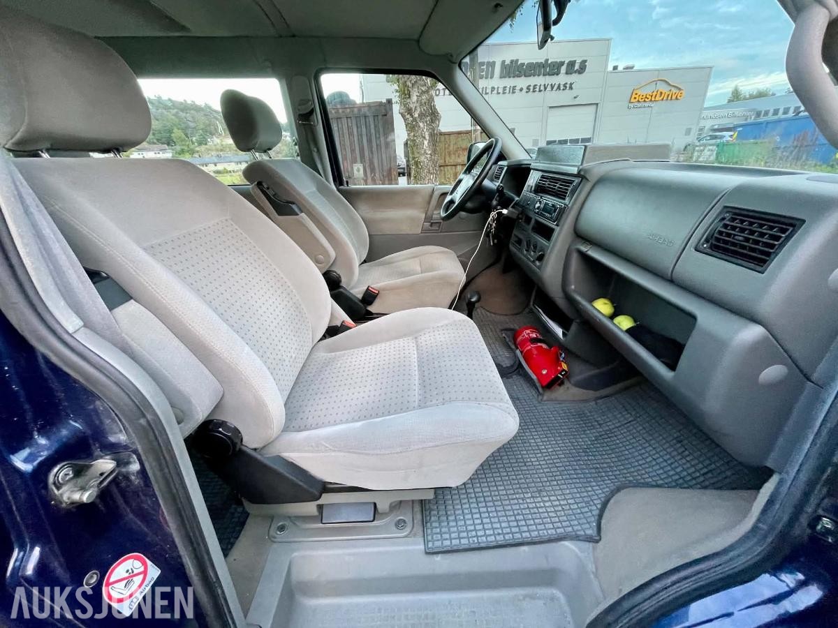 1999 Volkswagen Caravelle 2.5 102hk automat 9 seter eu ok 08.2028