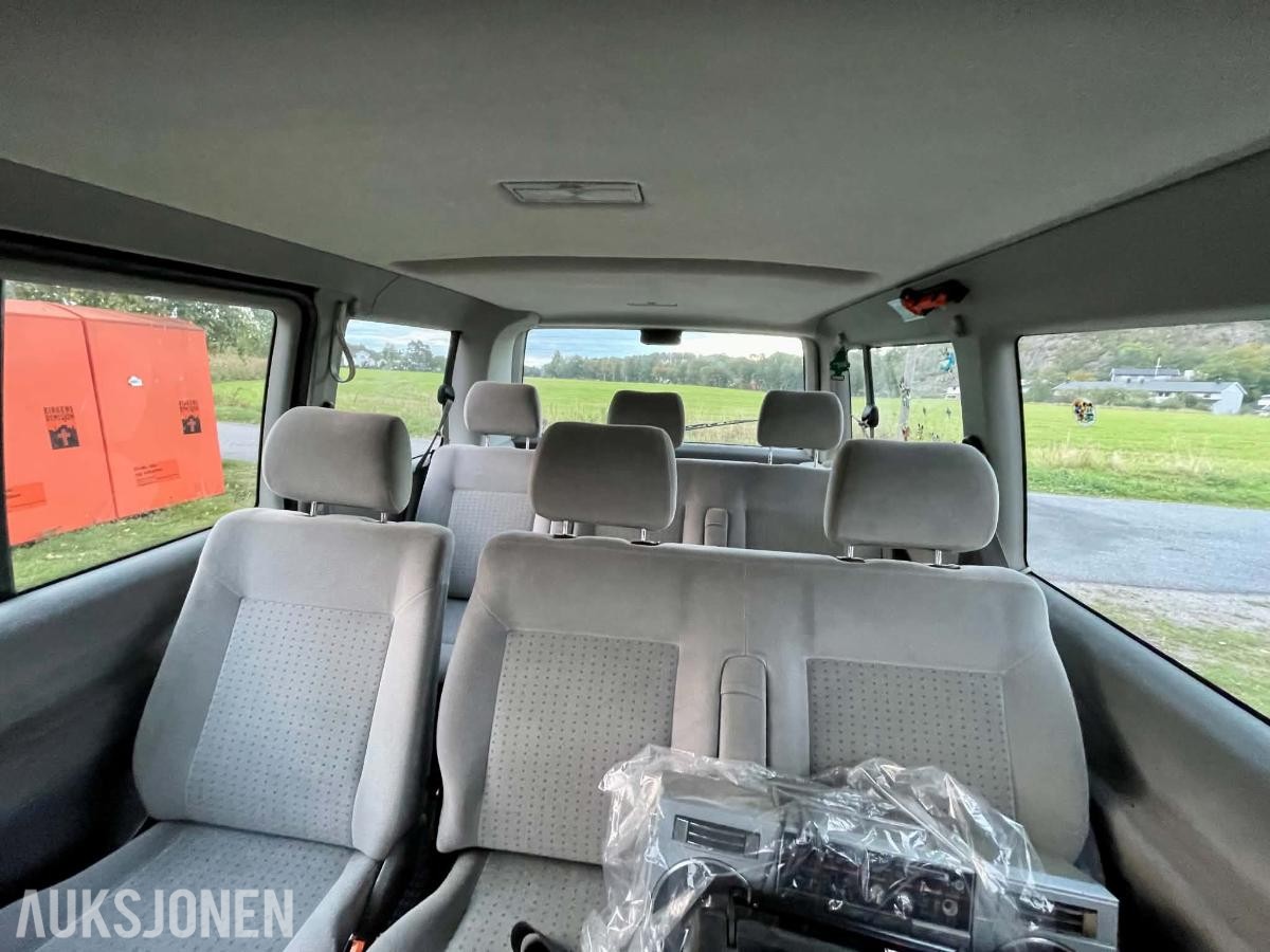 1999 Volkswagen Caravelle 2.5 102hk automat 9 seter eu ok 08.2028