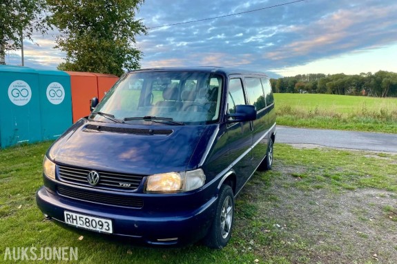 1999 Volkswagen Caravelle 2.5 102hk automat 9 seter eu ok 08.2028