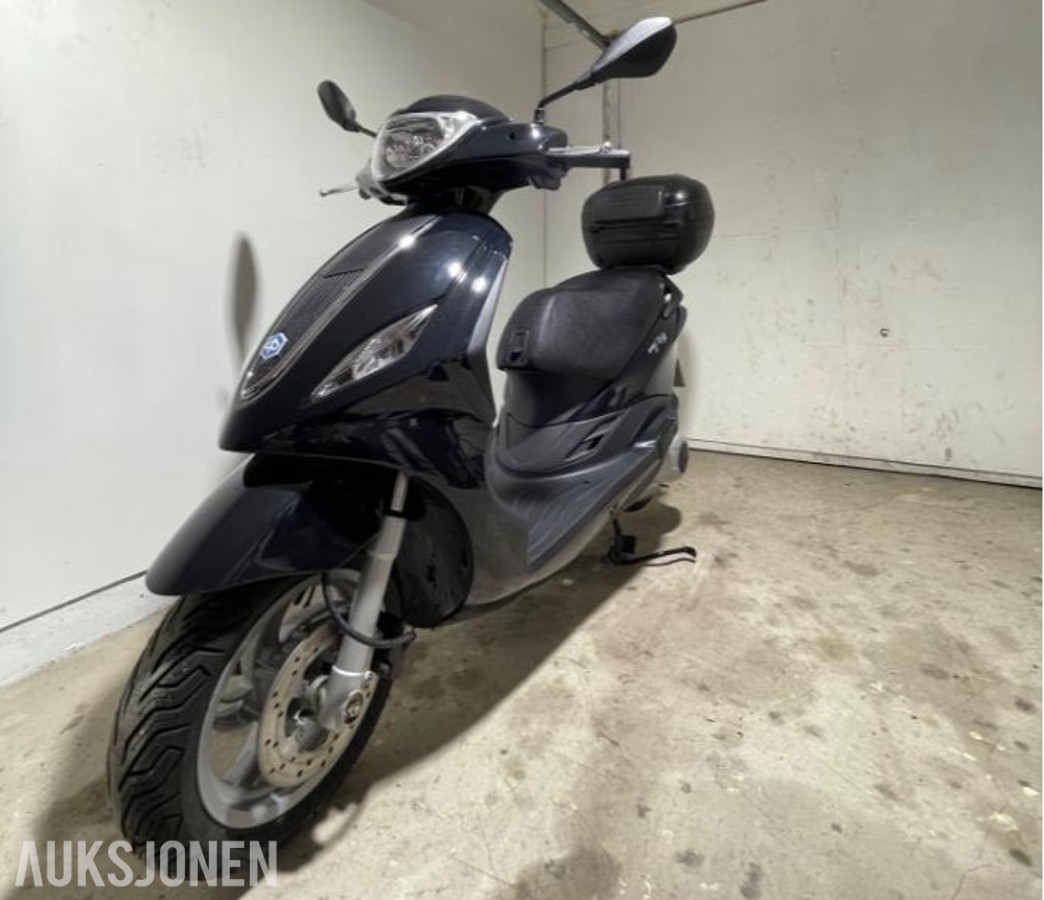 2015 MC - Piaggio Fly 125