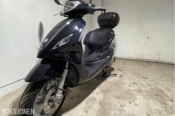 2015 MC - Piaggio Fly 125