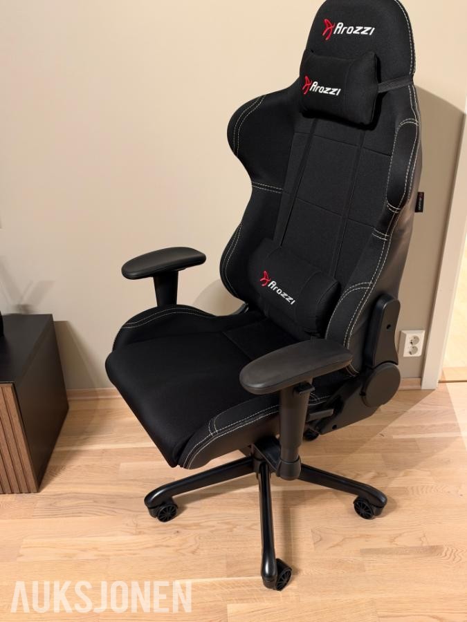 Arozzi gamingstol – svært pent brukt / nesten som ny
