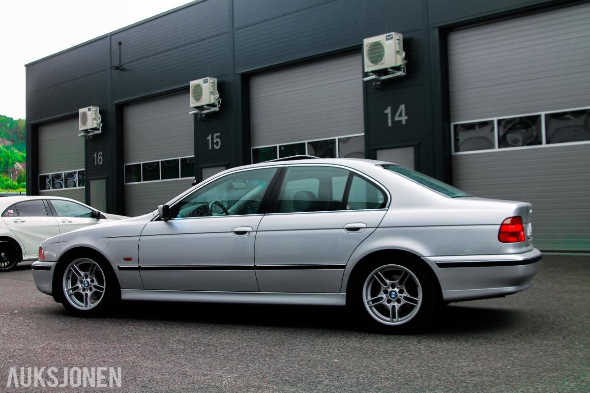 1999 BMW 520i E39 AUTOMAT CRUISEKONTROLL SOLTAK