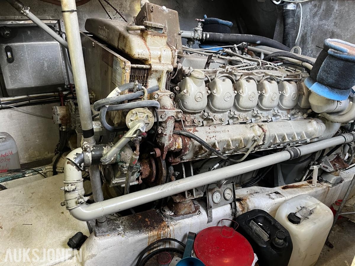 Mercedes/MTU 12V 183 med TwinDisk gir - båtmotor - ingen minstepris