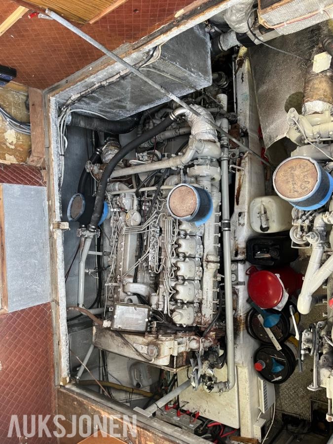 Mercedes/MTU 12V 183 med TwinDisk gir - båtmotor - ingen minstepris