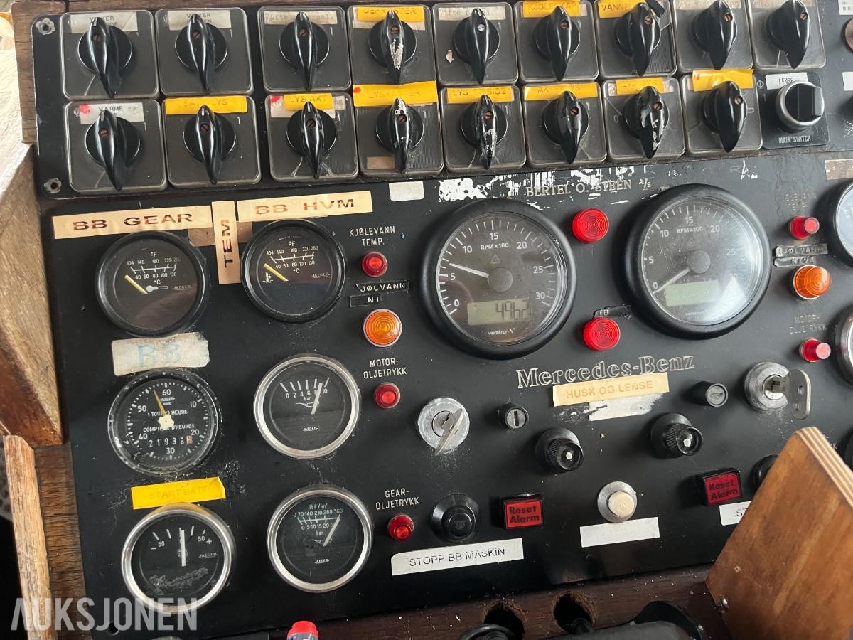 Mercedes/MTU 12V 183 med TwinDisk gir - båtmotor - ingen minstepris
