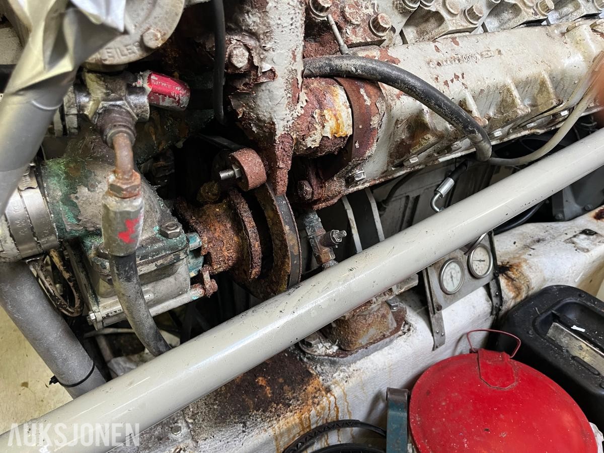 Mercedes/MTU 12V 183 med TwinDisk gir - båtmotor - ingen minstepris