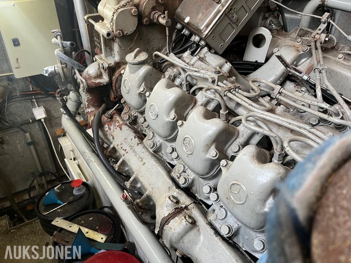 Mercedes/MTU 12V 183 med TwinDisk gir - båtmotor - ingen minstepris
