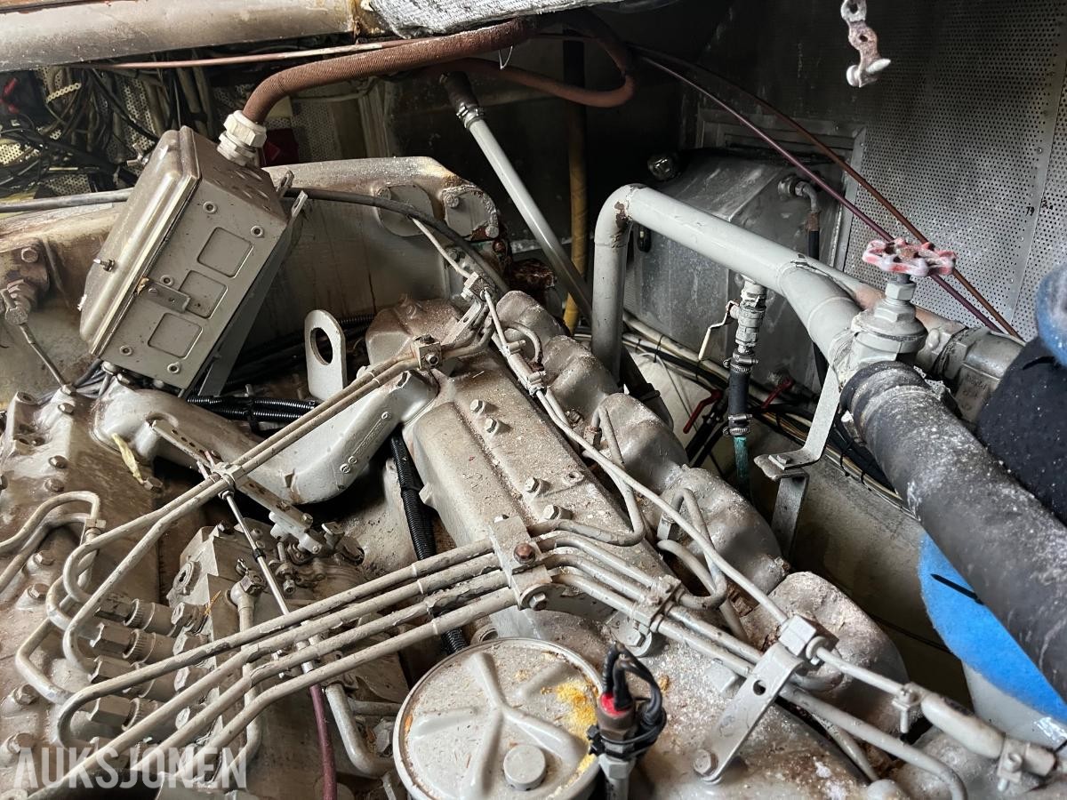 Mercedes/MTU 12V 183 med TwinDisk gir - båtmotor - ingen minstepris