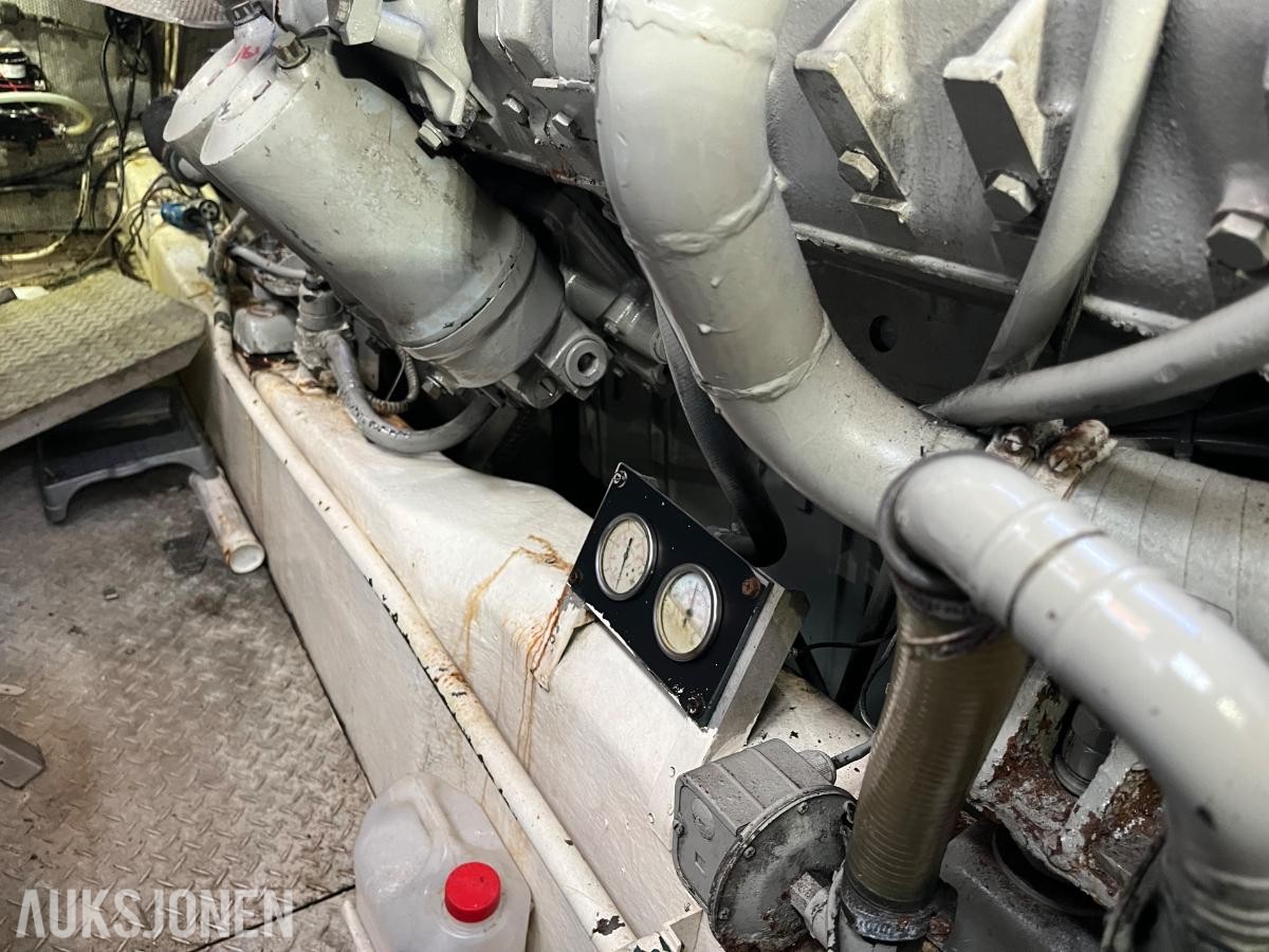 Mercedes/MTU 12V 183 med TwinDisk gir - båtmotor - ingen minstepris