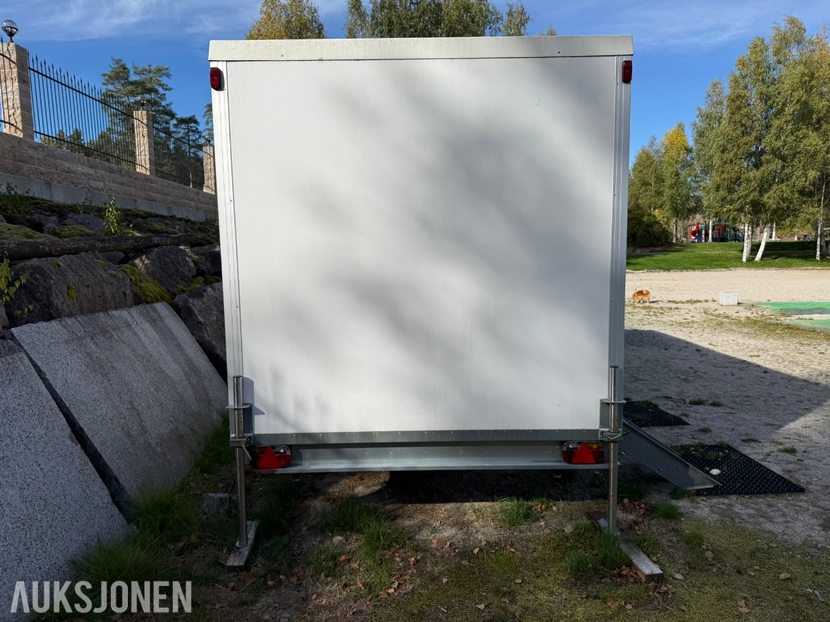 Arnpro 550MB sanitærbrakke – 3 separate bad med dusj/WC – 230/400V 
