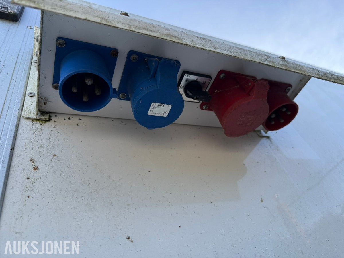 Arnpro 550MB sanitærbrakke – 3 separate bad med dusj/WC – 230/400V 